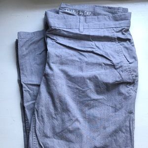 Gap Cropped Khakis!